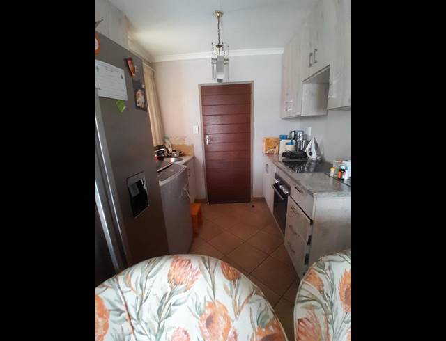 2 BEDROOM HOUSE FOR SALE IN LOTUS GARDENS